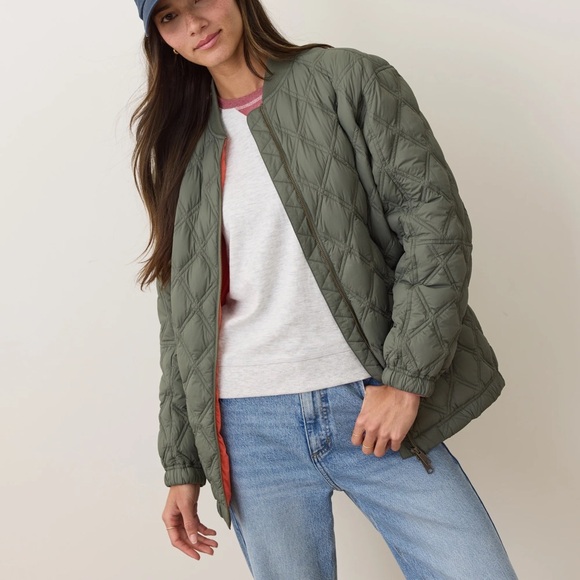 Marine Layer Marina Quilted Oversized Bomber XS in Green Olive New with tags nwt - Picture 4 of 4